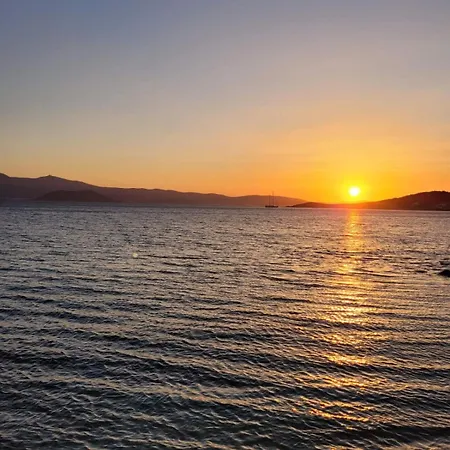 Aesthete Apart Otel Agia Anna (Naxos)